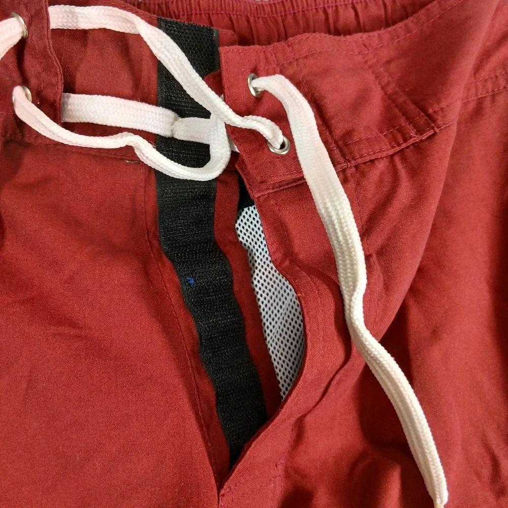 G-III‎ Apparel Washington Redskins Board Shorts Swim Trunks Size 34 Maroon